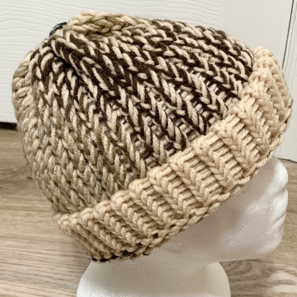 Hand Knit Beanie Hat Homemade OSFM Adult NEW